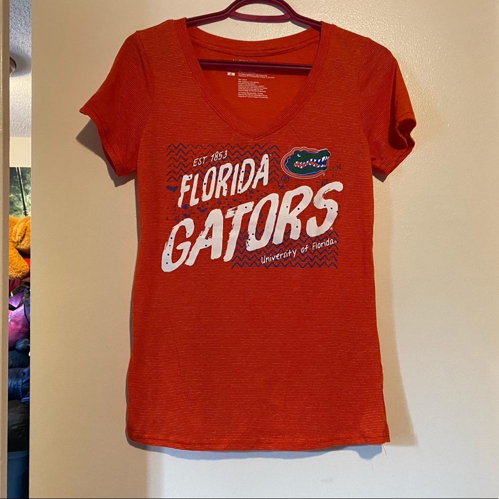 FLORIDA GATORS FORM FITTED TEE